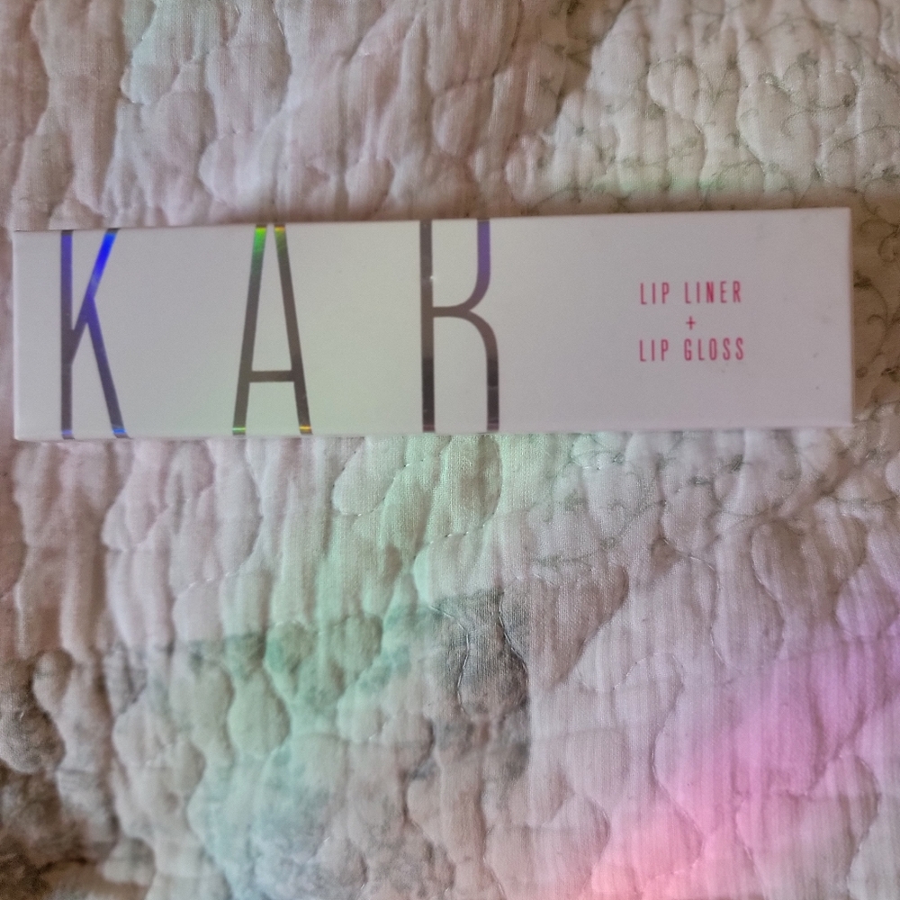 KAB COSMETICS LIP DUO